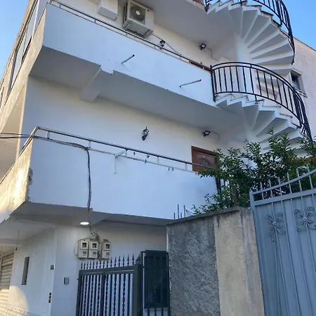 Apartment At Your Abroad - In Private House *