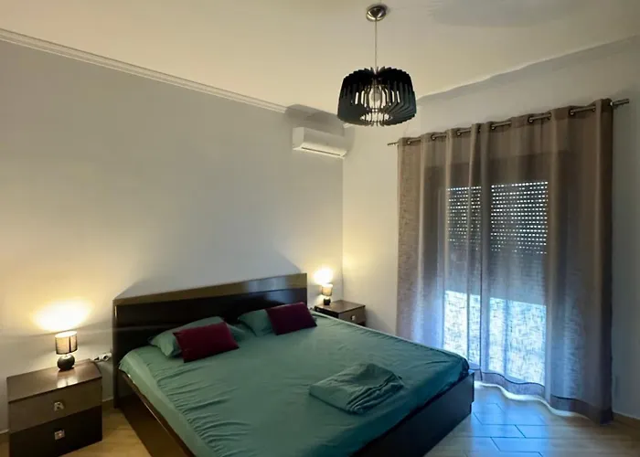 At Your Abroad - In Private House * Tiran